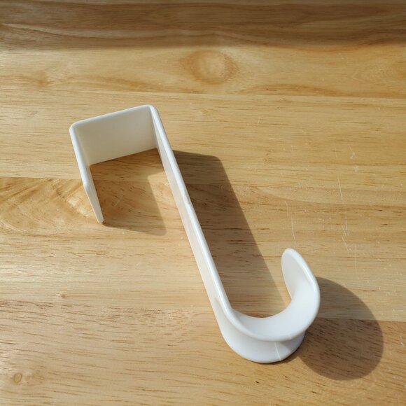 VTG Tupperware Game Gifts Door Hook Hanger, Soap Dish, Toothbrush Holder 1991 - Picture 4 of 13